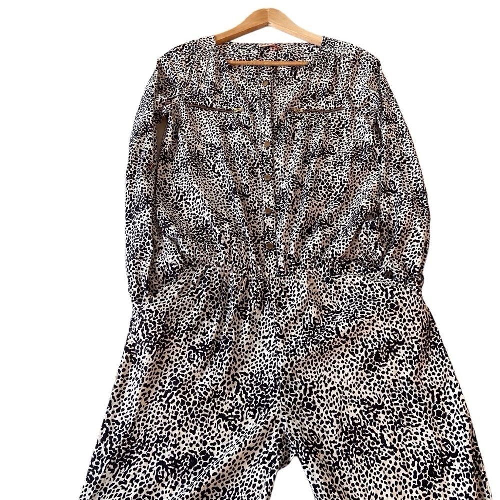 Only Pippa jumpsuit lightweight gold hardware animal print black white NWT - Picture 4 of 16